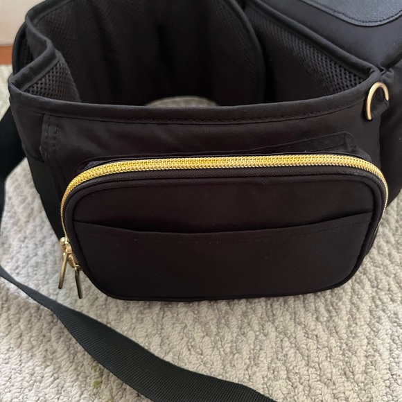 TushBaby Hip Carrier - Picture 5 of 8